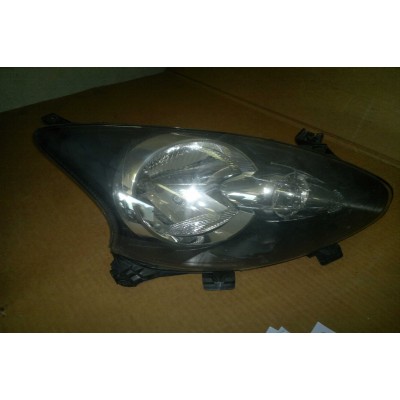 Toyota AYGO 2005-2014, pravé přední světlo